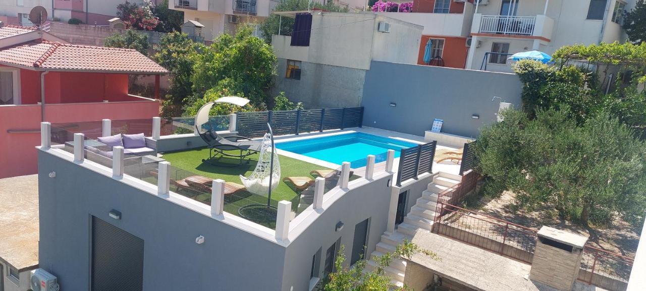 Apartmani Nikola โตรกีร์ ภายนอก รูปภาพ
