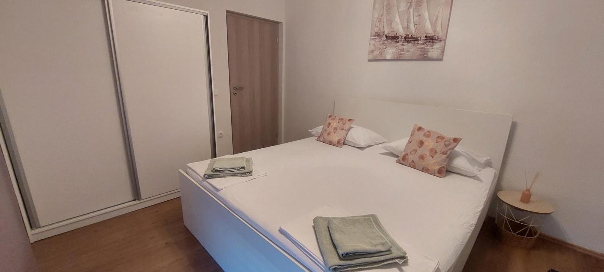 Apartmani Nikola โตรกีร์ ห้อง รูปภาพ